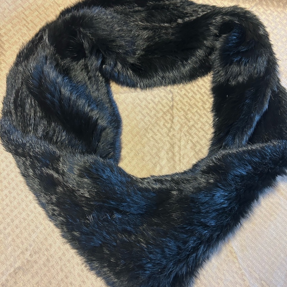 Jocelyn Black Rabbit Luxe infinity Scarf Wrap